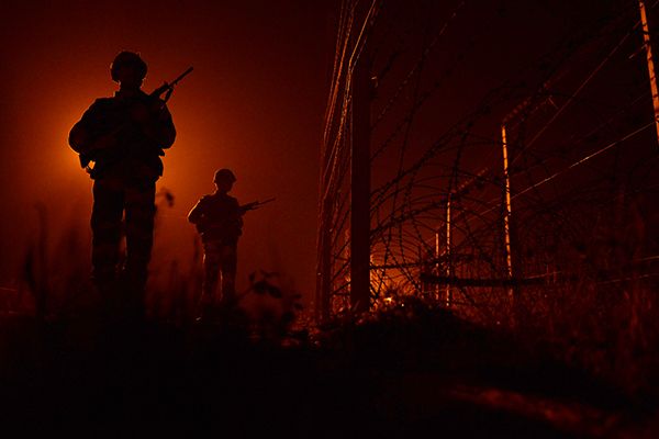 Gujarat Villages near Pakistan Border Observes Blackouts